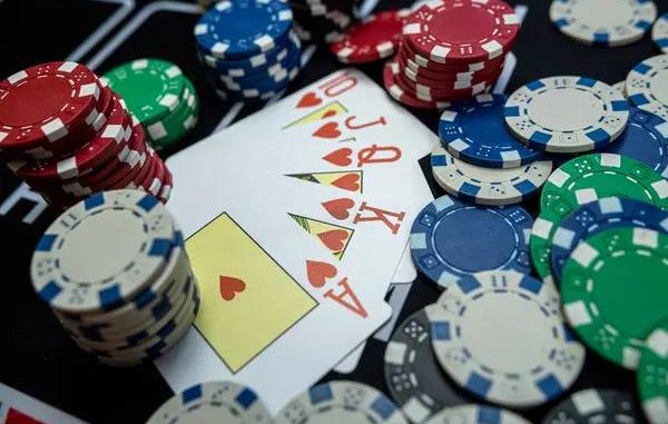 1 (11) Entertainment options from jackpots to live dealer rooms